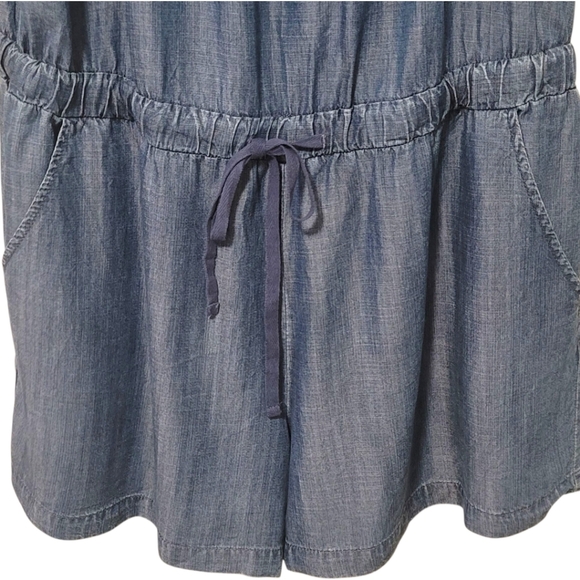 New York & Company Chambray Off-the- Shoulder Ruffle Romper, XL, Pre-owned - Picture 6 of 9